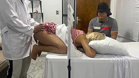 डॉक्टर ने मेरे पति के सामने मुझको उससे ज्यादा जोर से ठोका