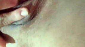 A sexy and horny newbie has an orgasm and cums on a Syrian’s pussy