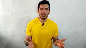 Does this 21cm twink penetrate the taco seller bareback in the sauce warehouse?