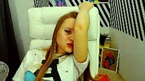 Alicebush indulges in a solo masturbation session at home