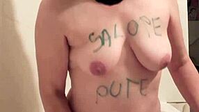 suggestive french esclave f in solo uro play