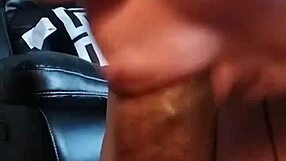 Love to perform oral sex on men