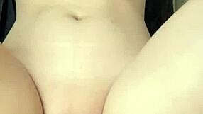 Vietnamese girlfriend gets drunk and gives a blowjob
