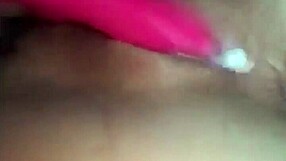 ब्लोंड हॉटी का गहरा गुदा खेल, गुलाबी वाइब्रेटर से मस्ती