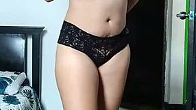 Argentinian Milf Shows Off Her Big Ass in Homemade Video