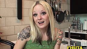 मैंने उसकी प्यारी 18+ लड़की की चूत को मोन्स्टर ब्लैक लंड से तोड़ दिया और डीपथ्रोट किया