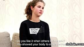 प्यारी सी लड़की ने टाइट चूत खोली हार्डकोर कुंवारी चुदाई के लिए