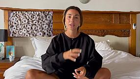 roxy fox teaches detailed rimming and anal fingering tutorial