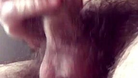 यो, इस चुपके से बाथरूम में मुठ मारने का सेशन देखो, बहुत हॉट है! 🔥