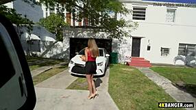 बबल बट बेब एलेक्सा वेगा को वैन में डॉगीस्टाइल में जोरदार चोदा