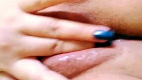 Young teen rubs her ass and pussy during masturbation until cum drips on webcam