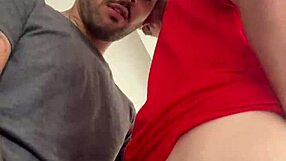 meu vizinho saw me through the window and came to fuck