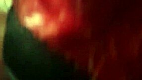 Ariel spompina e prende sborra in bocca