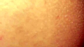 Teen hentai babe gets anal creampie in public car romp