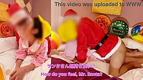 Asian couple cosplays Santa for creampie practice