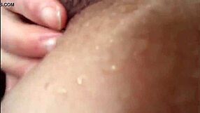 Chica Caliente Milf, What Are You Doing?