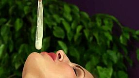 can you believe this hottie gulping all that cum?