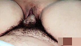 Dijo que era gay pero igual me follo y termino dentro de mi estrecho coño sin condón lo hicimos