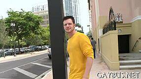Gay sex with an amateur bottom