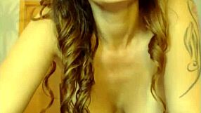 Online porn with a hot girl on cam