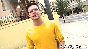 अरे, आज रात कुछ कच्चा एमेच्योर गे एक्शन देखना है?