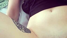 X4sun - perfect body babe plays sexy games