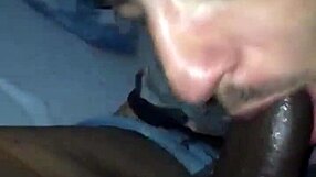 यार, सड़क पर मिले हट्टे-कट्टे काले स्टड के साथ धमाकेदार चुदाई