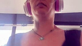 Blonde's Tits Bounce Out At Gym