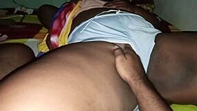 meu padrasto diz, 'vou fazer cafuné na tua bucetinha gorda' 😏