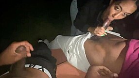 योलांडा याम्ज़ ने लोकल पार्क में दो लंड चूसे