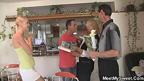 Meeting with his old parents results in pussy toying