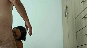 Gordita sabrosa with fat tits and big ass in intriguing display.