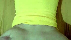 Gostosa in tight dress fucks until she gets cumshot