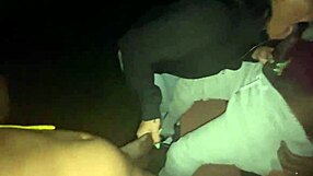 योलांडा याम्ज़ ने लोकल पार्क में दो लंड चूसे