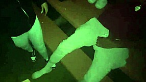 योलांडा याम्ज़ ने लोकल पार्क में दो लंड चूसे