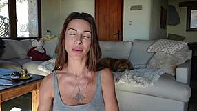 Navigating the tricky dos and don'ts of dating apps can be a game. Here's how to avoid pitfalls with alternative choices.