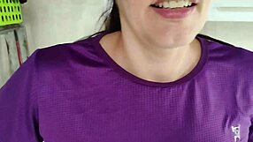 आ जा, हरामी, मेरे चेहरे पर खत्म कर और मुझे अपनी गंदगी से ढक दे!