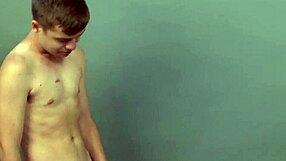 Twink amateur gets barebacked backstage 😏