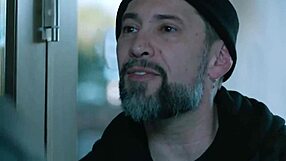 Lyra and Jenna threesome