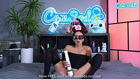 Cute teen spreads shaved pussy and orgasms with vibrator on webcam