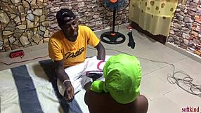 Home Delivery Turns Into Pumping Mature Milf's Swollen Pussy