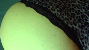 Real amateur couple shows off huge white ass with intense spreading action.