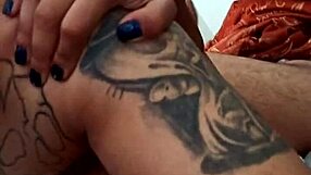 Morena enjoys a relaxing anal session