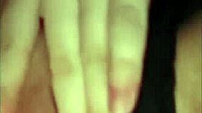 lucky stranger scores nudes from sexy amateur model joyliii