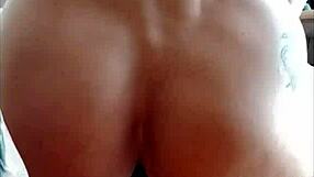 I enjoyed anal session with my plug and huge ejaculation