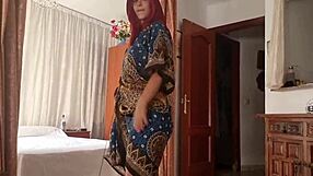 hey, quien es esta latina teen con ese culo increíble, alguien sabe??