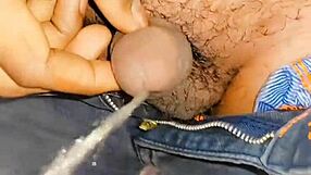 मैं आउटडोर सिसी प्ले के लिए अपनी चेस्टिटी केज खोलने का दीवाना हूँ!