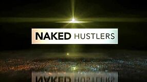 कर्ली बालों वाली लैटिना कॉलेज गर्ल ने बाहर काला लंड चूसा