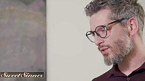 माइक एप्रिल रेंस नाइट पर ऑब्सेस!