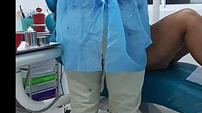 cita con mi dentista termina con gran polla en mi boca